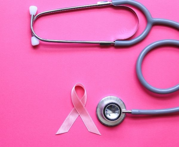 Octobre Rose : Les facteurs de prédisposition au cancer du sein